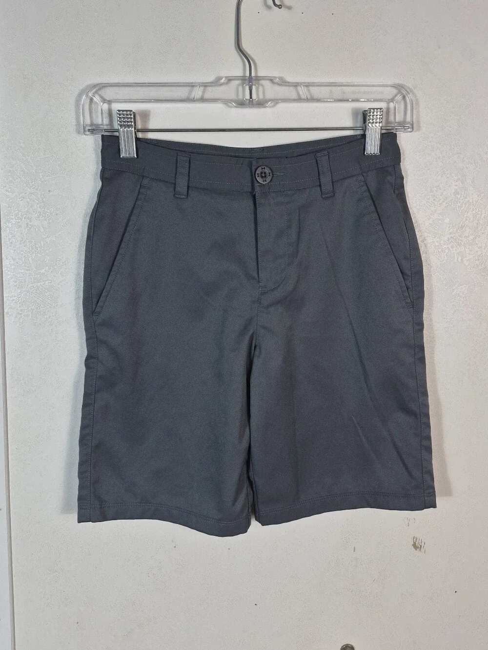 Under Armour Boys Board Short Pitch Gray Size 12